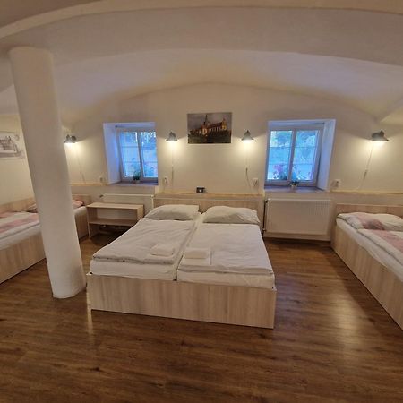 Apartmany Pod Klasterem Kladruby  Buitenkant foto