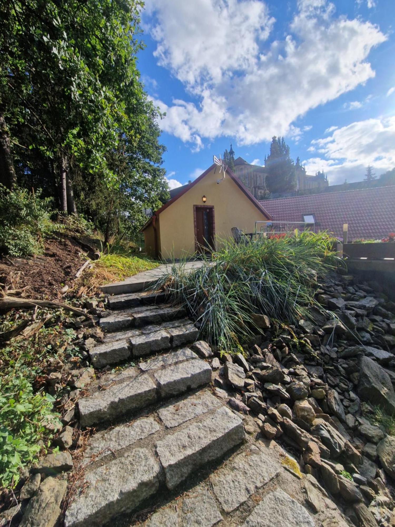 Apartmany Pod Klasterem Kladruby  Buitenkant foto